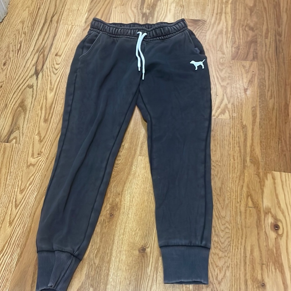 Grey/black sweatpants